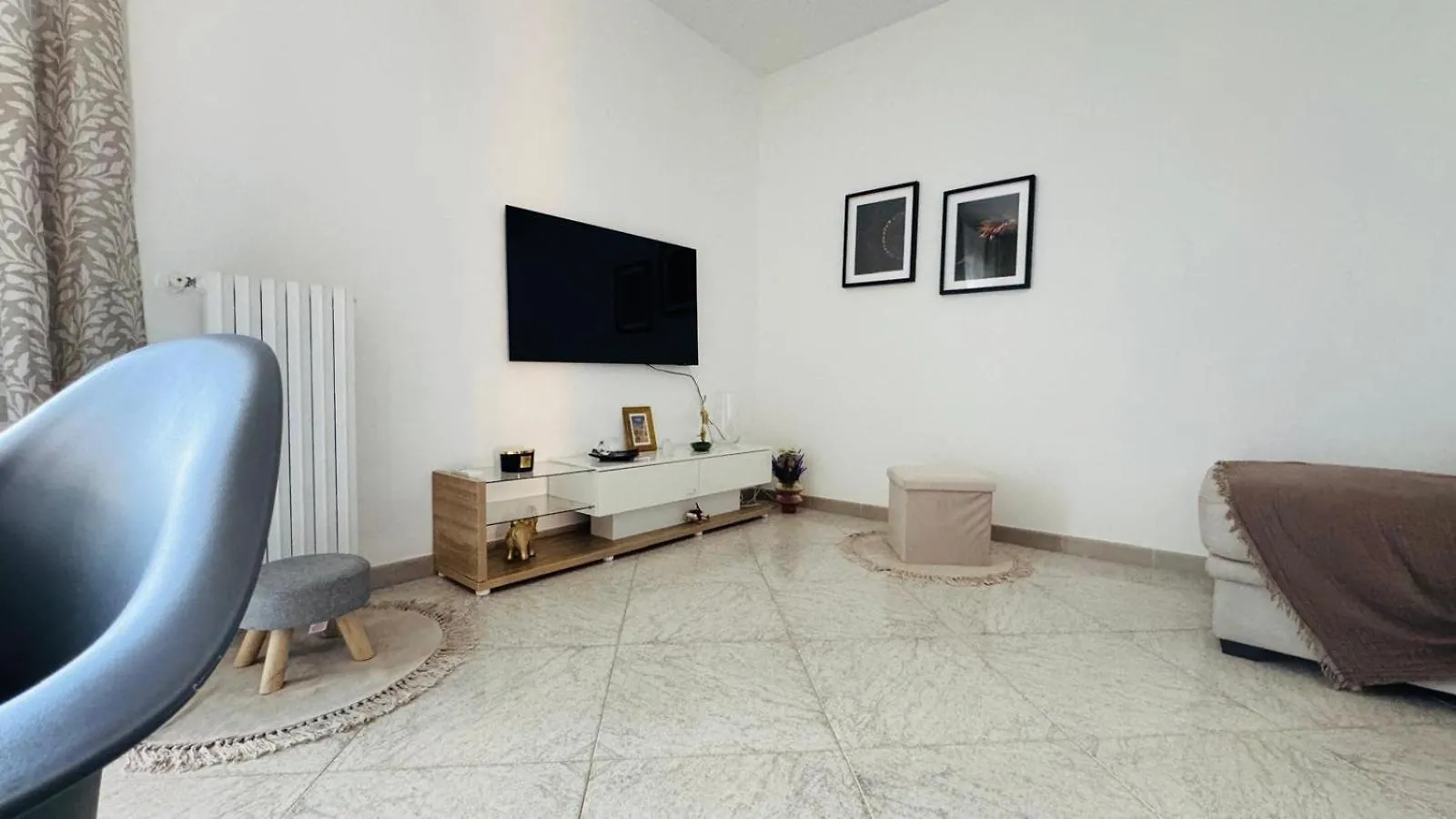Gin House Seaview Apartman Bari